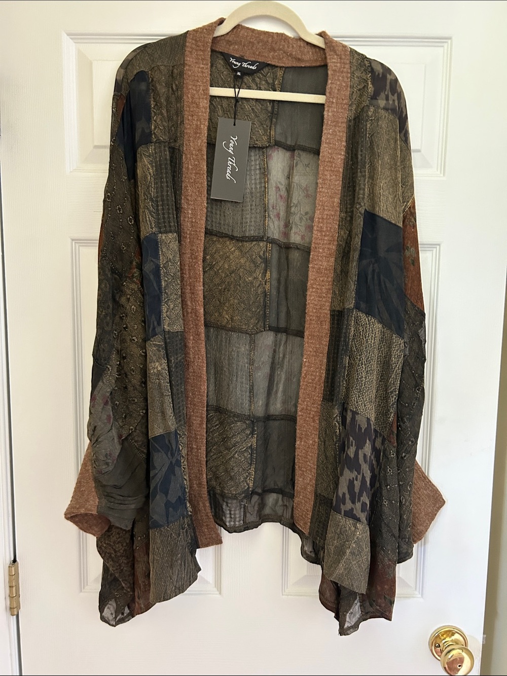 YOUNG THREADS NWT Kimono Brown Black Printed Size Small med Xlarge